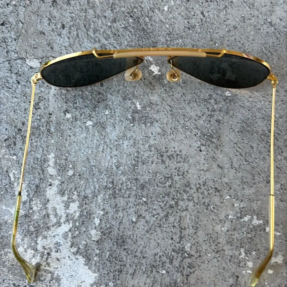 Vintage aviator gold Ray-Ban’s